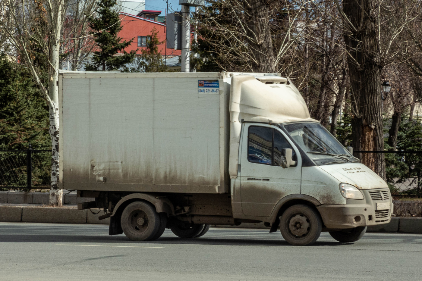 фургон на шасси ГАЗ-3302-288* "Газель-Бизнес". г. Самара, площадь Революции