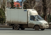 фургон на шасси ГАЗ-3302-288* "Газель-Бизнес". г. Самара, площадь Революции
