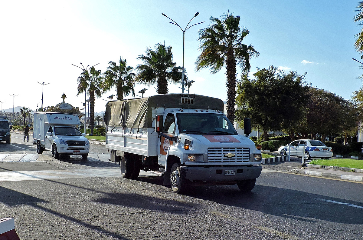 Грузовик Chevrolet  #MFO-L027. Египет, South Sinai Governorate, Qesm Sharm Ash Sheikh, El Salam Road