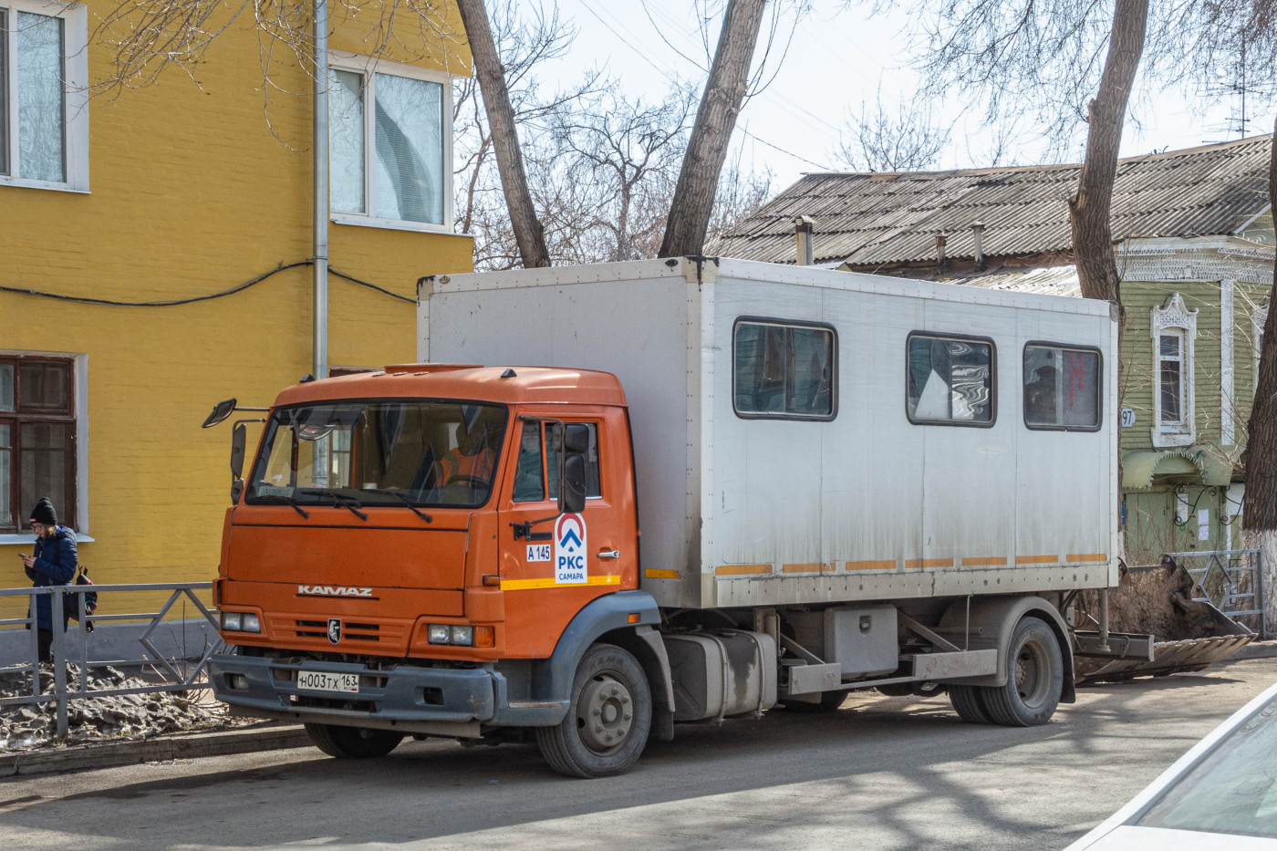 передвижная мастерская на базе шасси КамАЗ-4308* #Н003ТХ163. г. Самара, ул. Молодогвардейская
