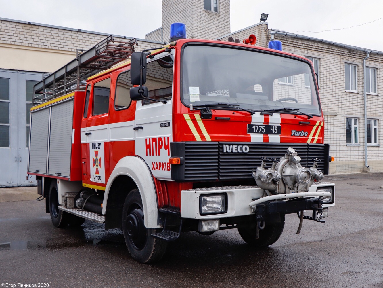 Автонасос LF-16-TS на шасси Iveco-Magirus 90-16 AW Turbo, #1775Ч3. Харьковская область, г. Харьков, улица Баварская 