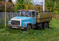 грузовой автомобиль ГАЗ-3303 #К122РА63. Самарская обл., с. Рождествено, ул. Фокина