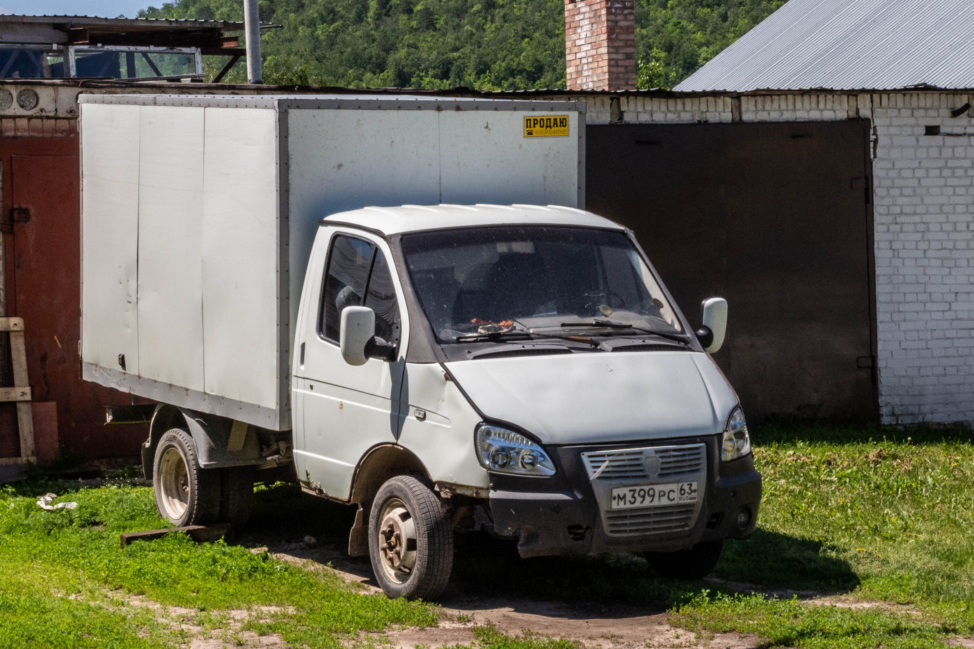 фургон на шасси ГАЗ-3302* #М399РС63. Самарская область, с. Ширяево, ул. Самарская