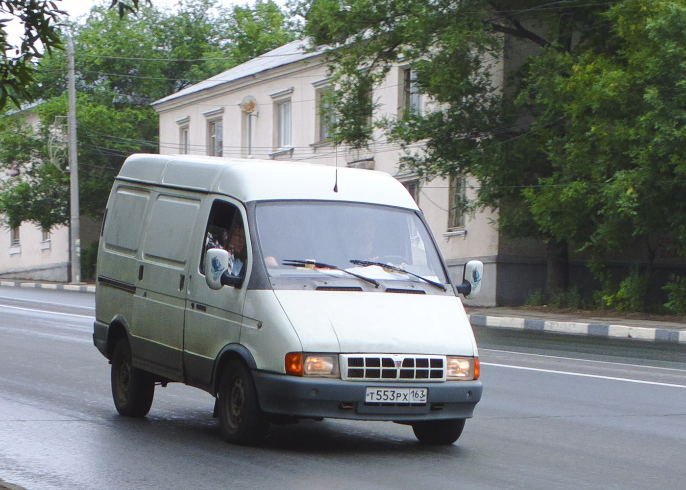 Цельнометаллический фургон ГАЗ-2752 "Соболь" #Т553РХ163. г. Самара, ул. Авроры