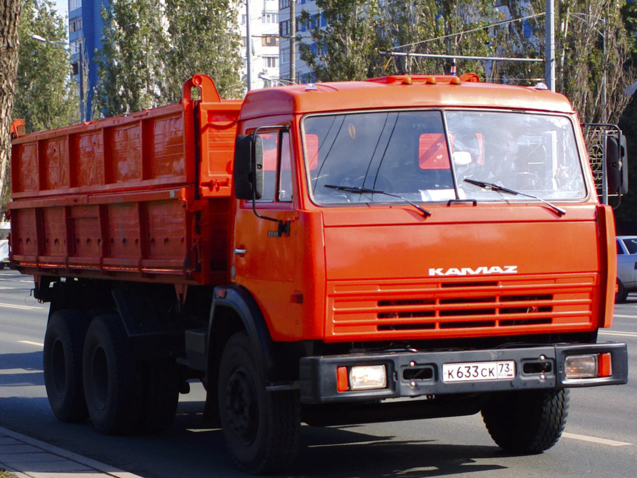 Сельскохозяйственный самосвал КамАЗ-55102 #К633СК73. г. Самара, Московское шоссе