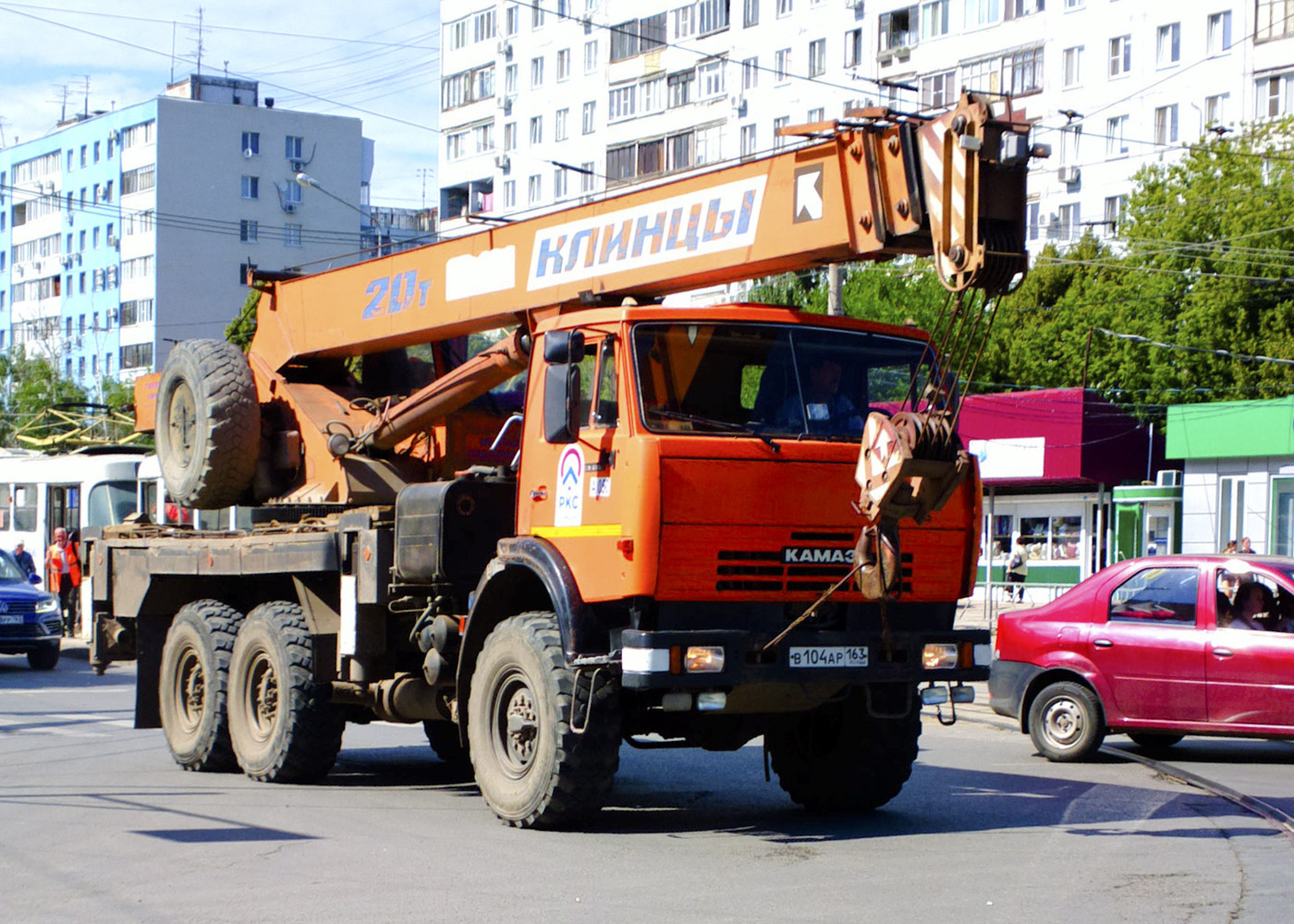 Подъемный кран КС-4571-5К-1В "Клинцы" на шасси КАМАЗ-43118 #В104АР163. Самара, Ново-Вокзальная улица