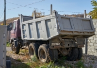 самосвал Tatra-815 #А451РТ163. Самараская обл., Ставропольский р-н, с. Винновка, ул. Казачкова