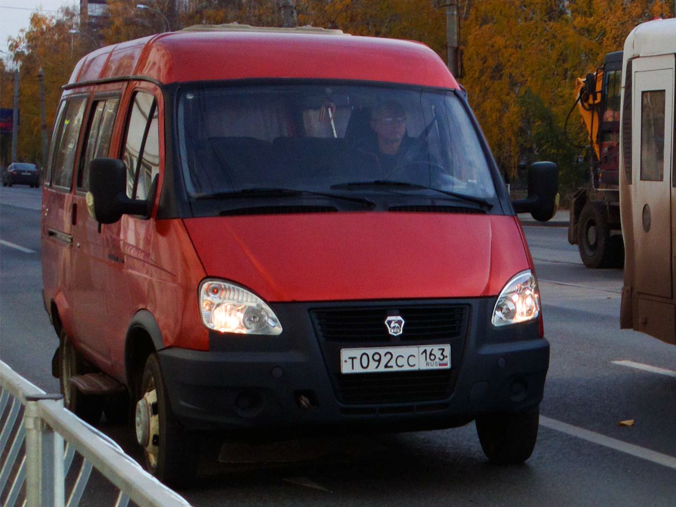 Микроавтобус ГАЗ-322130 #Т092СС163. г. Самара, ул. Мичурина