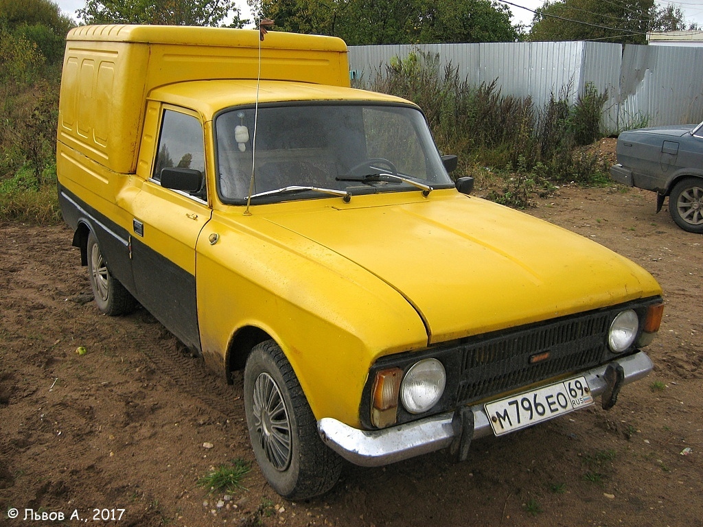 Фургон Иж-2715-01, #М796ЕО69. Россия, Тверская область, Городской округ Вышний Волочёк, деревня Починок