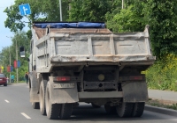 Самосвал КамАЗ-55111 #Р097АВ60. г. Псков, Крестовское шоссе