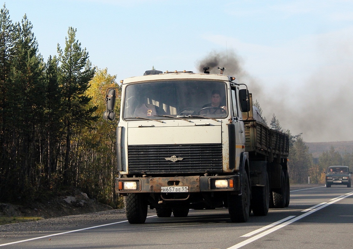 МАЗ-54323 #Н657ВЕ51. Мурманская область, трасса Р-21 Кола, Кольский район