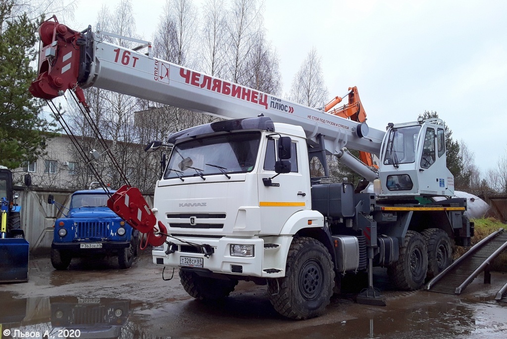 Автокран КС-45734 "Челябинец" на шасси КамАЗ-43118-50 #Т 328 СР 69. Россия, Тверская область, Удомля, улица Энтузиастов