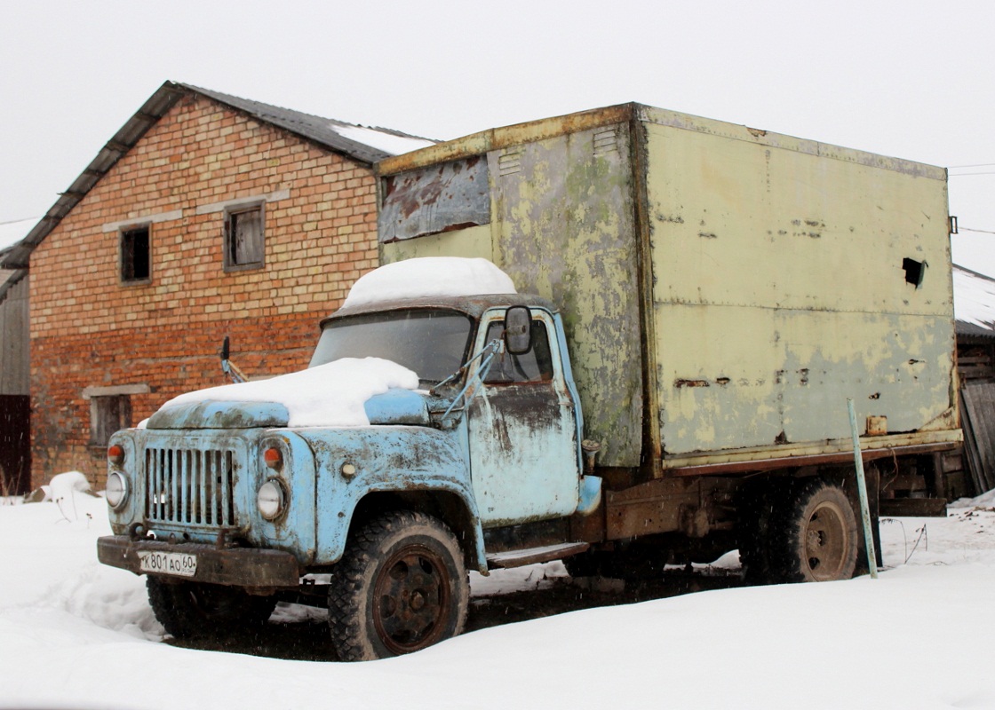 Фургон А248 на шасси ГАЗ-52-01 №К 801 АО 60. Печорский район, Подлесье