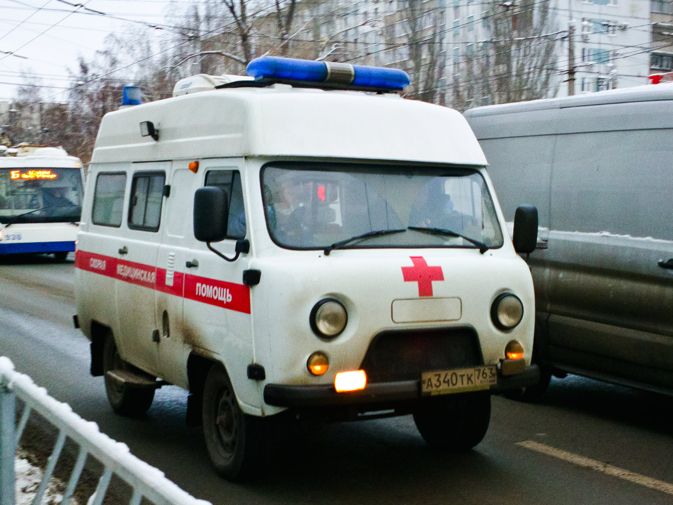 АСМП класса В на базе УАЗ-39625  #А340ТК763. г. Самара, ул. Мичурина