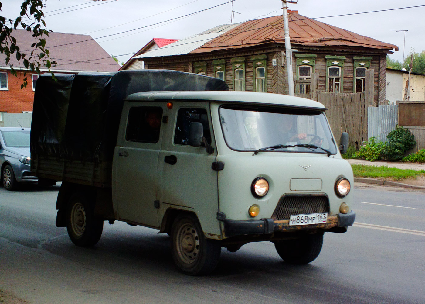 Грузопассажирский автомобиль УАЗ-39094 "Фермер"#Н868МР163. г. Самара, ул. Главная