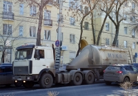 Седельный тягач МАЗ-6422 с полуприцепом-муковозом АСП-25 #С699СР163. г. Самара, Волжский проспект