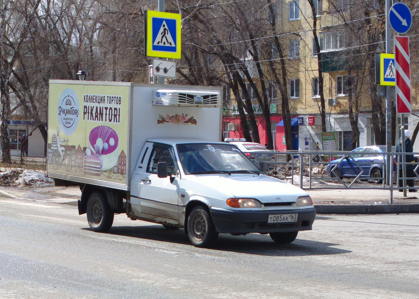 Рефрежираторный фургон ВИС-23472 #Т085АК163. г. Самара, ул. Революционная