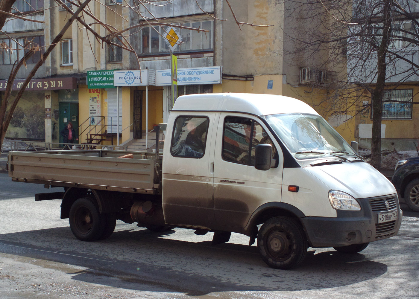 Бортовой грузовой автомобиль ГАЗ-33023-288 «Фермер»  #К518ВР763. г. Самара, ул. Мориса Тореза