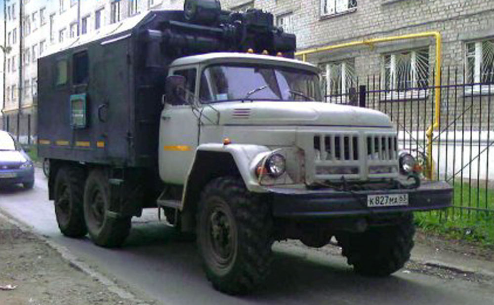 Мастерская аварийной службы на шасси ЗиЛ-131 #К827МА63. г. Самара, ул. Академика Солдатова