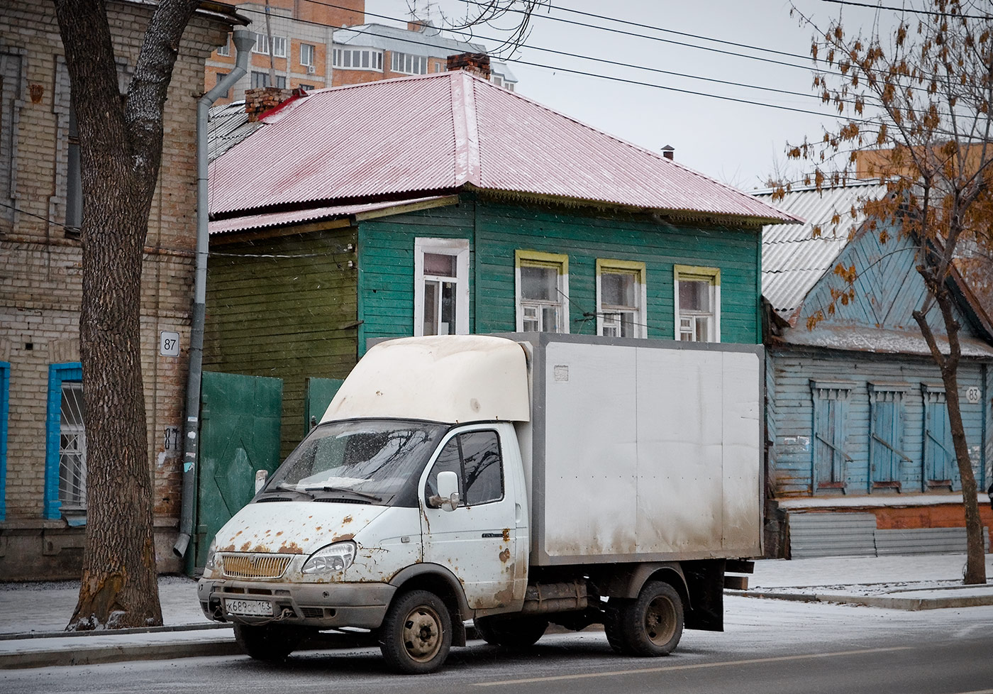 Фургон на шасси ГАЗ-33023 "Газель" #К689ОС163. г. Самара, ул. Маяковского