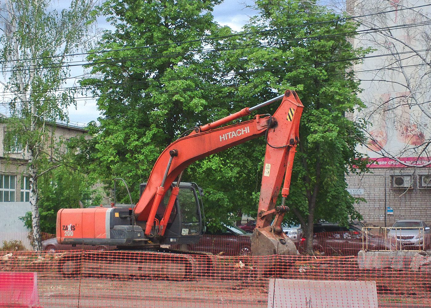 Экскаватор Hitachi Zaxis 200LC #9631СУ63. г. Самара, ул. Мяги