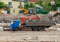 Бортовой грузовой автомобиль КамАЗ-65117 с кран-манипуляторным устройством #У516СР163. г. Самара, ул. Гаванская, берег р. Самара