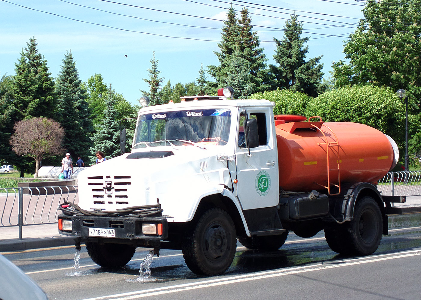 Поливомоечная машина МДК-433362 на шасси ЗиЛ-433362 #У718УР163. г. Самара, ул. Мичурина