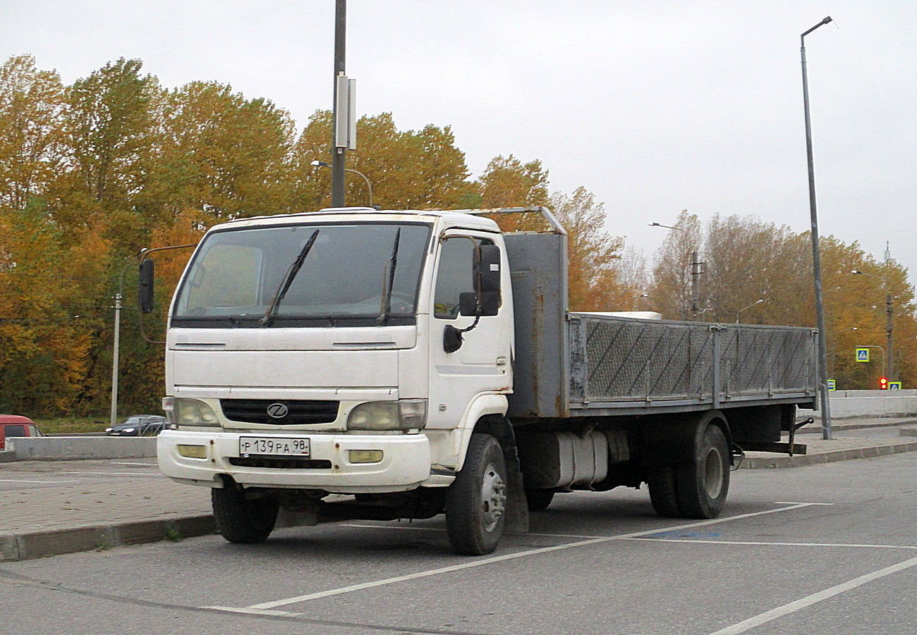 Бортовой грузовой автомобиль Yuejin NJ1080 #Р139РА98. г. Санкт-Петербург, Дальневосточный проспект