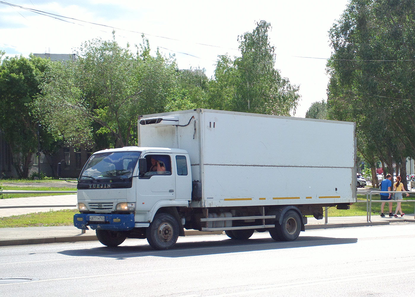Изотермический фургон Yuejin NJ1080 #О877ТМ163. г. Самара, улица Мичурина